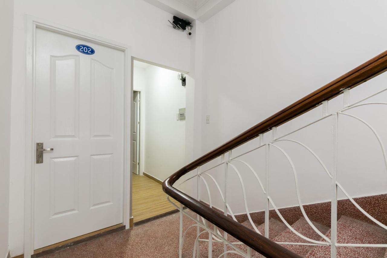 Oyo 414 Saigon Home Хошимін Екстер'єр фото