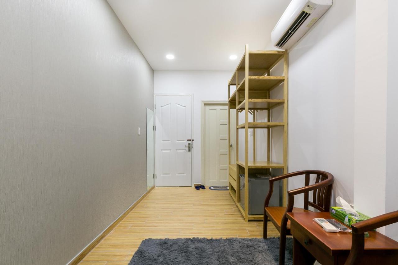 Oyo 414 Saigon Home Хошимін Екстер'єр фото